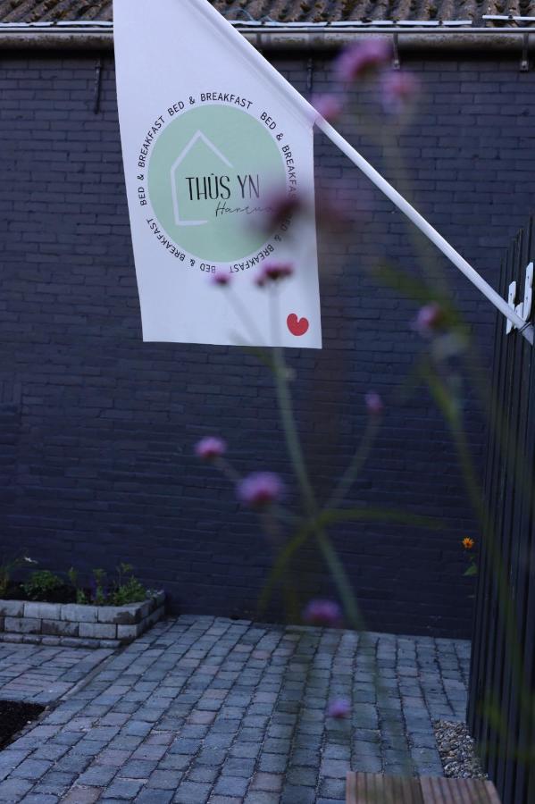 B&B Thus Yn Hantum Exterior foto